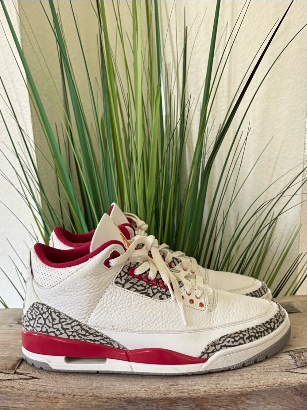 Air Jordan 3 Retro Cardinal Red Sneakers
